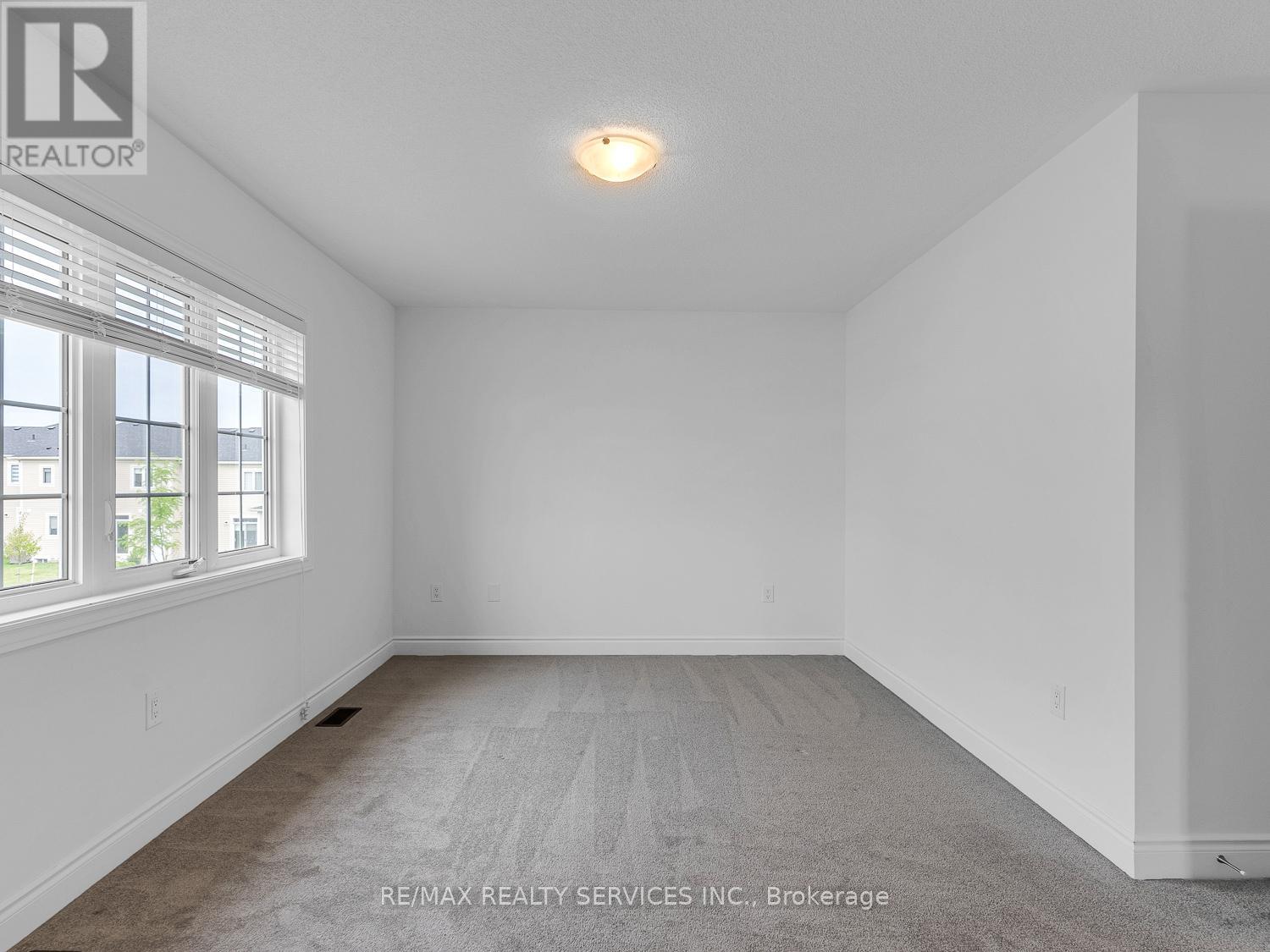 66 Stately Drive, Wasaga Beach, Ontario  L9Z 0L6 - Photo 30 - S13039410