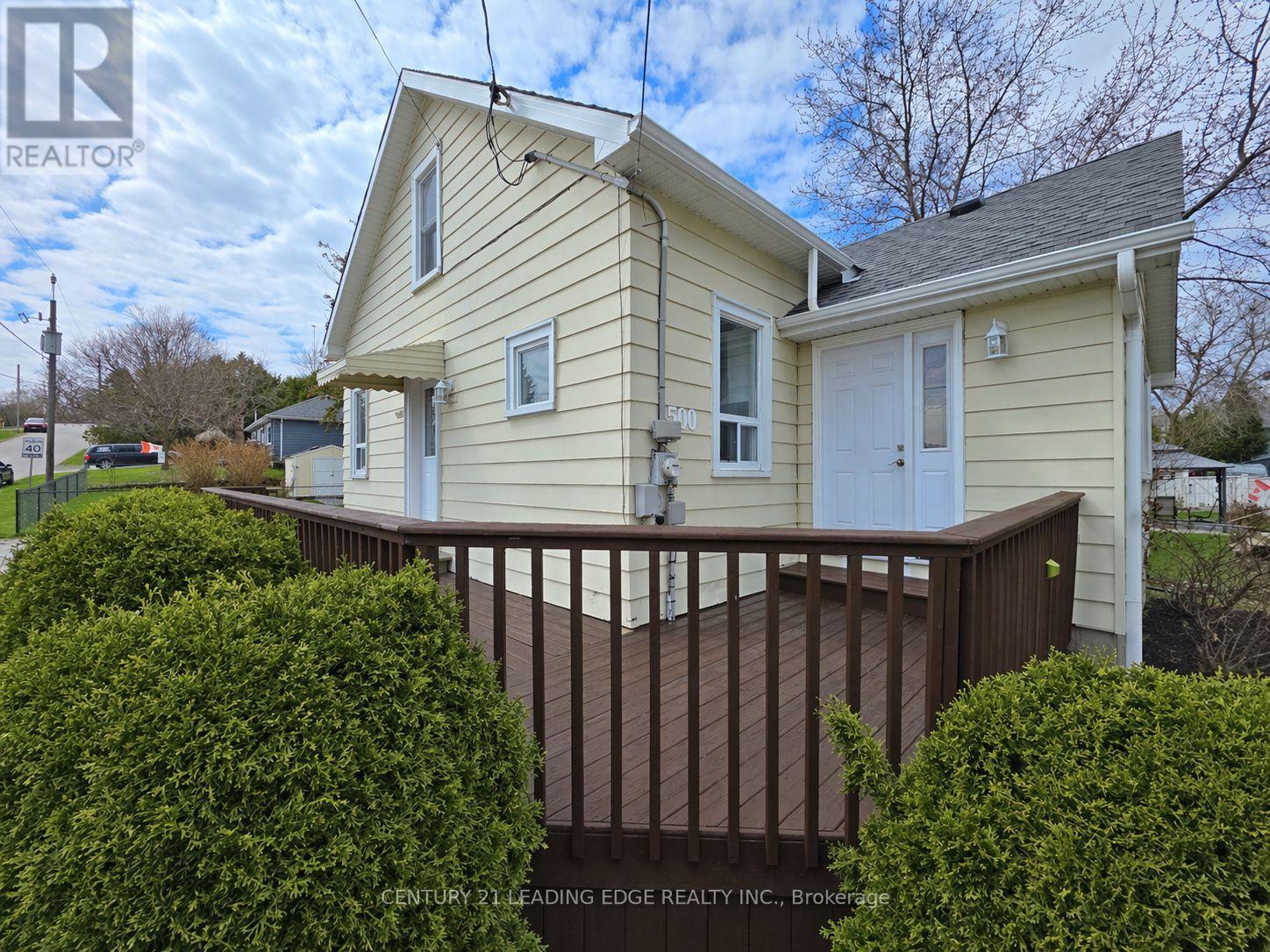 500 The Queensway South, Georgina, Ontario  L4P 2E3 - Photo 2 - N13031126