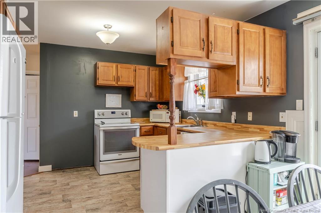 298 Highland Avenue, Fredericton, New Brunswick  E3A 2S6 - Photo 16 - NB137520