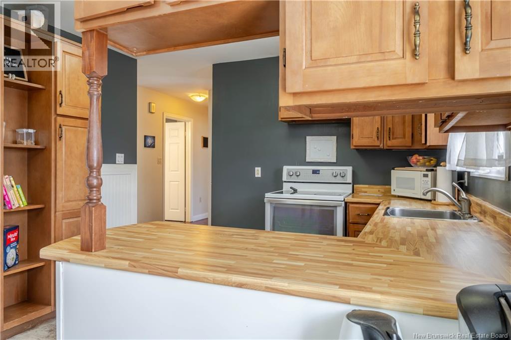 298 Highland Avenue, Fredericton, New Brunswick  E3A 2S6 - Photo 19 - NB137520