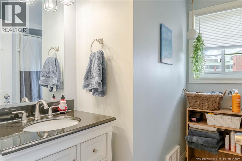 298 Highland Avenue, Fredericton, New Brunswick  E3A 2S6 - Photo 22 - NB137520