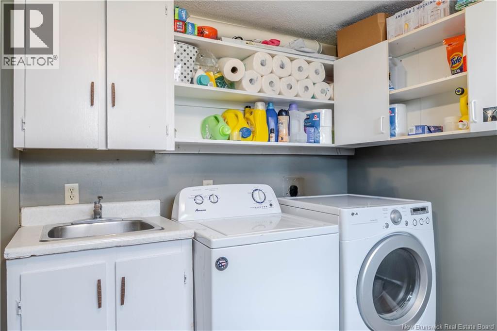 298 Highland Avenue, Fredericton, New Brunswick  E3A 2S6 - Photo 31 - NB137520