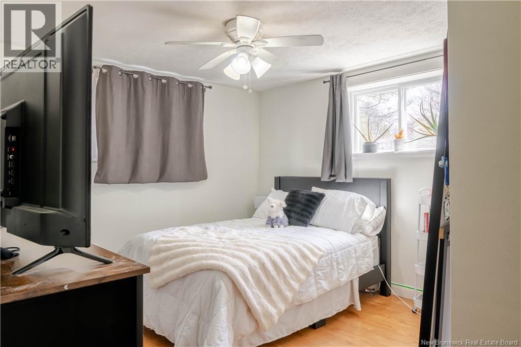 298 Highland Avenue, Fredericton, New Brunswick  E3A 2S6 - Photo 35 - NB137520