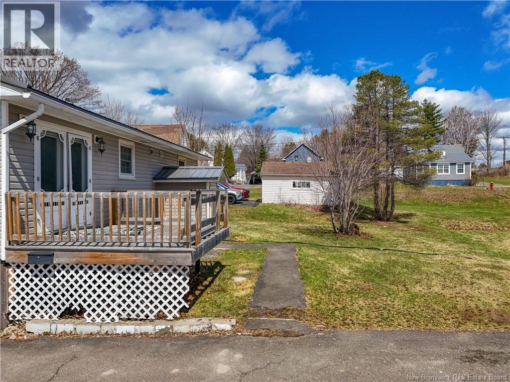 298 Highland Avenue, Fredericton, New Brunswick  E3A 2S6 - Photo 42 - NB137520