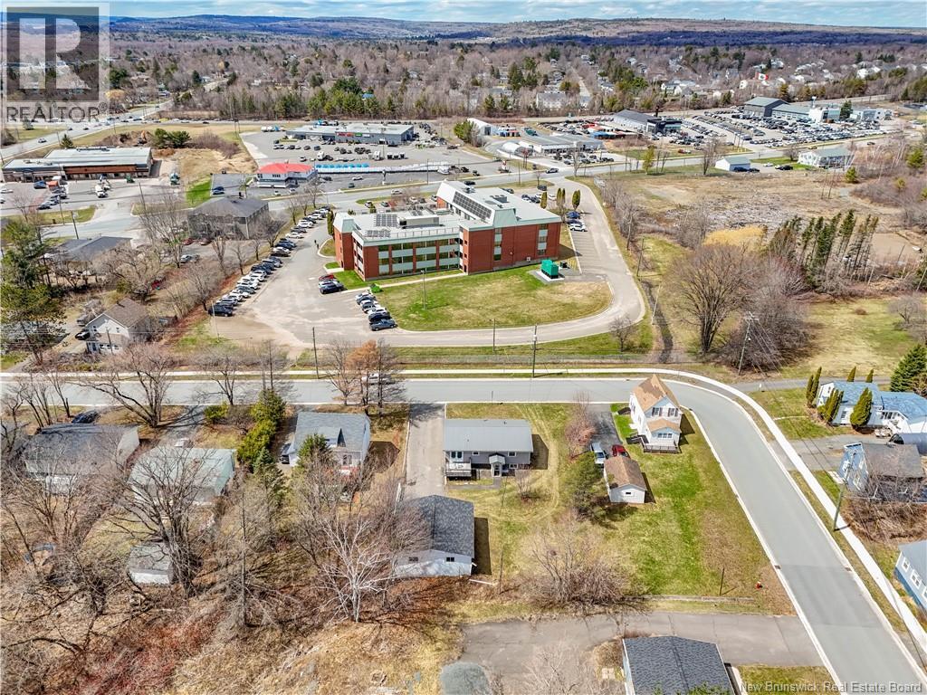 298 Highland Avenue, Fredericton, New Brunswick  E3A 2S6 - Photo 50 - NB137520