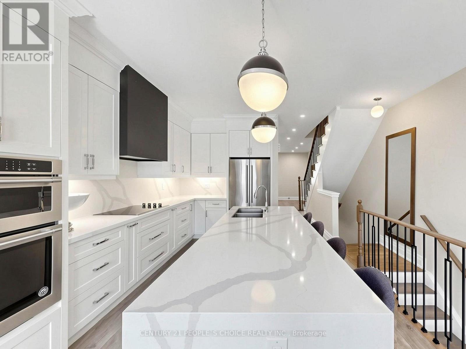 1321 Granrock Crescent, Mississauga, Ontario  L5V 0E1 - Photo 14 - W13039364