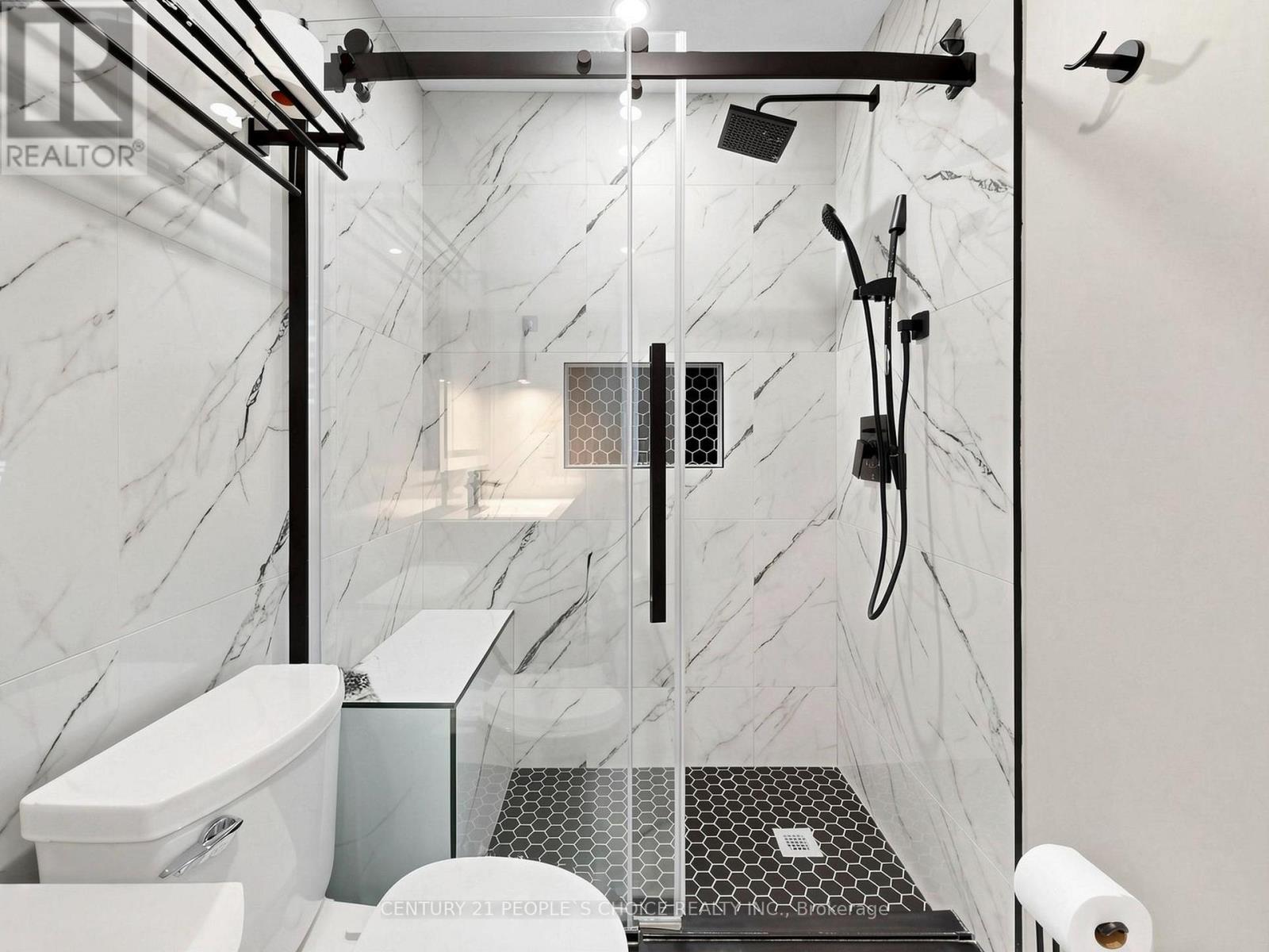 1321 Granrock Crescent, Mississauga, Ontario  L5V 0E1 - Photo 25 - W13039364