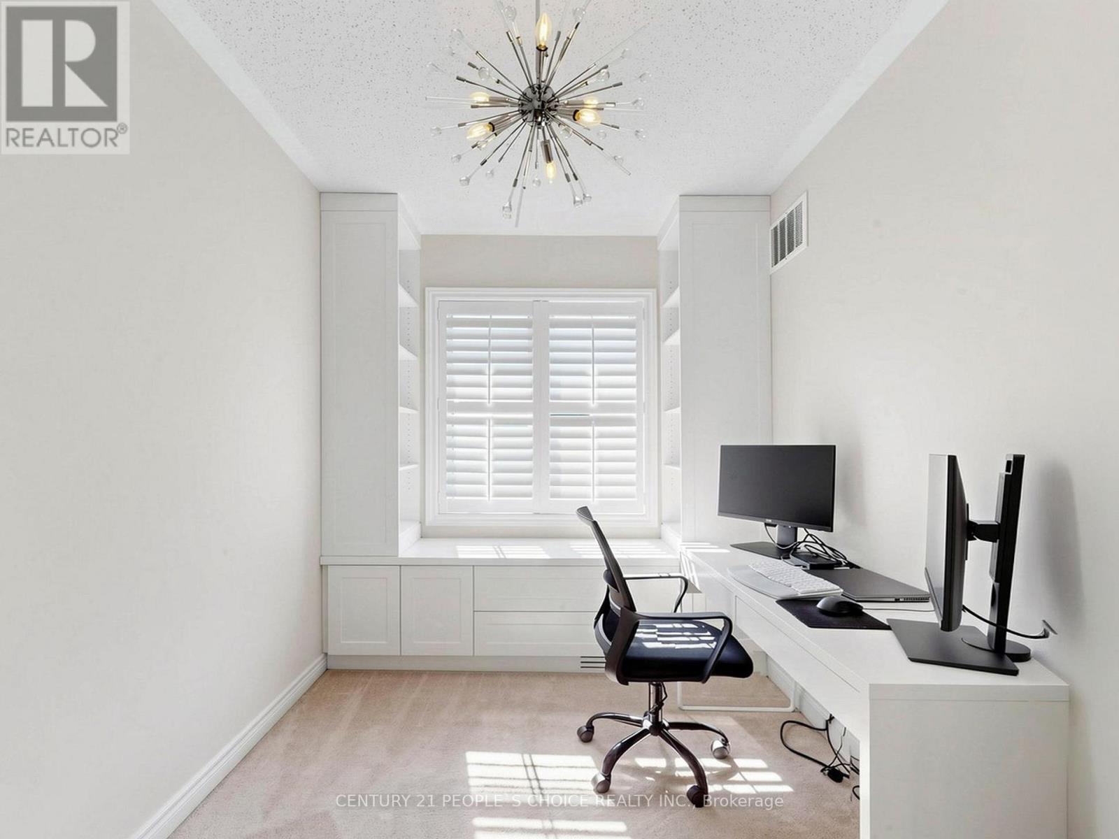 1321 Granrock Crescent, Mississauga, Ontario  L5V 0E1 - Photo 29 - W13039364