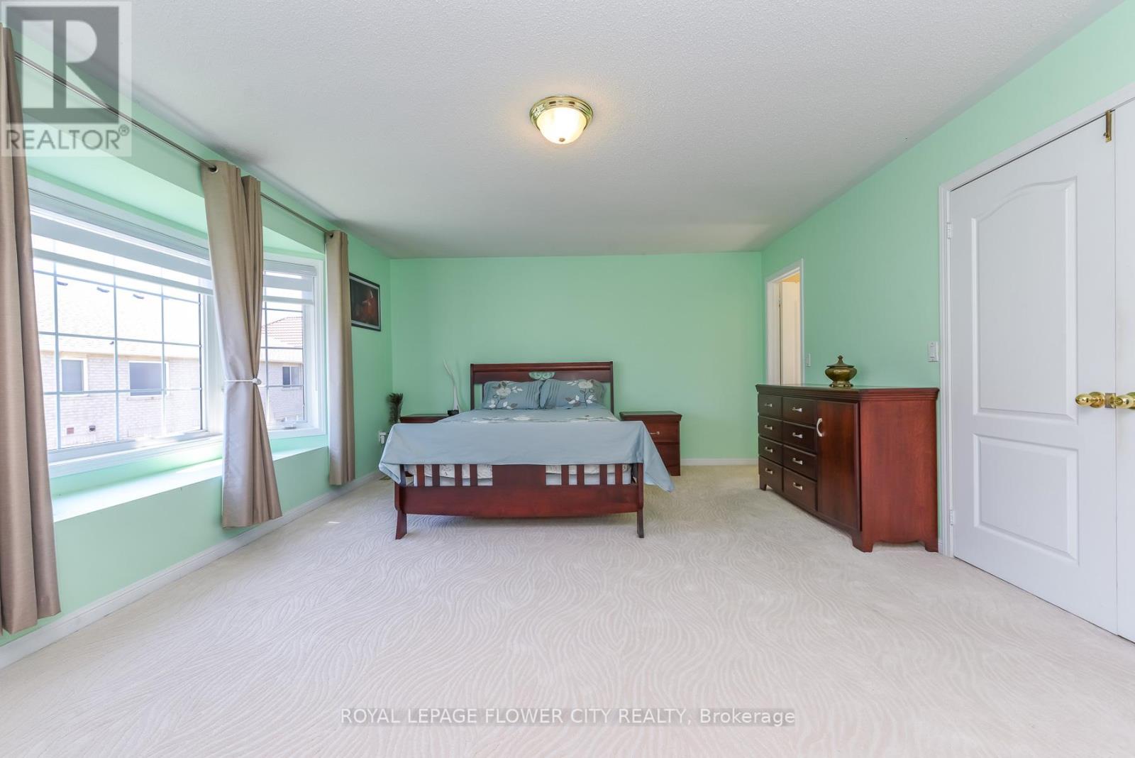 19 Maldives Crescent N, Brampton, Ontario  L6P 1L5 - Photo 28 - W13039366