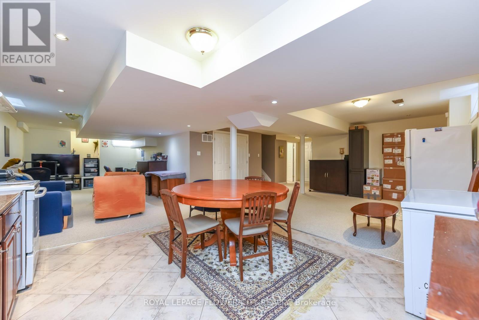 19 Maldives Crescent N, Brampton, Ontario  L6P 1L5 - Photo 33 - W13039366