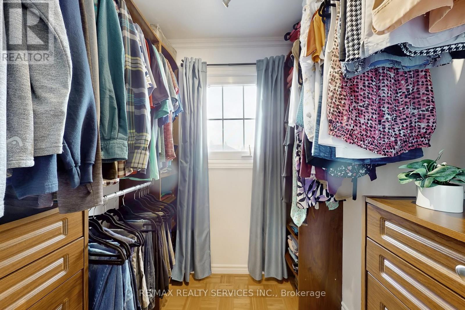 49 Mikado Crescent, Brampton, Ontario  L6S 3R5 - Photo 32 - W13039382