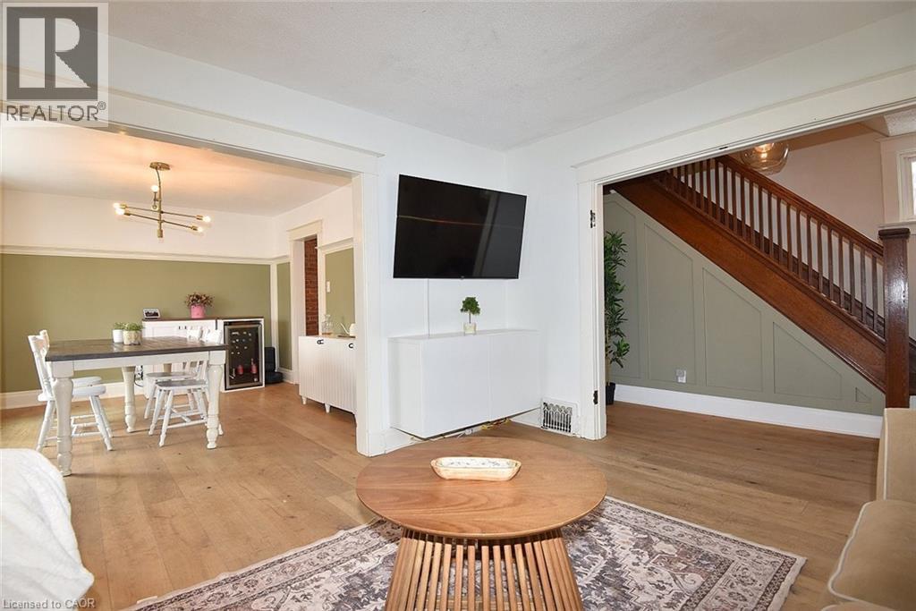 24 Fitzgerald Street, St. Catharines, Ontario  L2R 4B3 - Photo 5 - 40807895