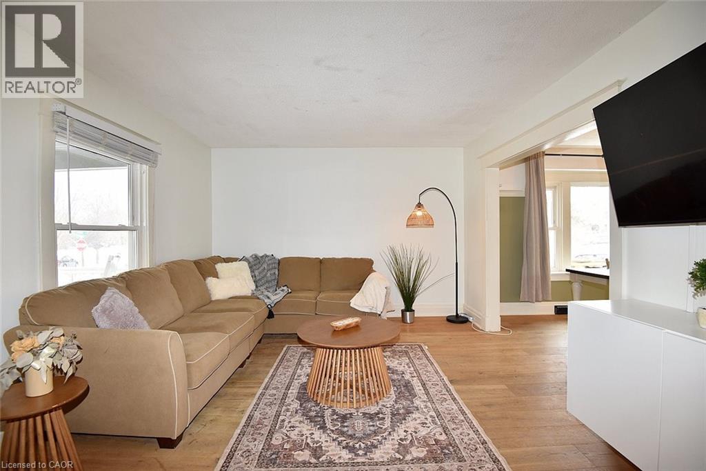 24 Fitzgerald Street, St. Catharines, Ontario  L2R 4B3 - Photo 6 - 40807895