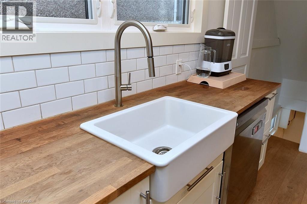 24 Fitzgerald Street, St. Catharines, Ontario  L2R 4B3 - Photo 14 - 40807895