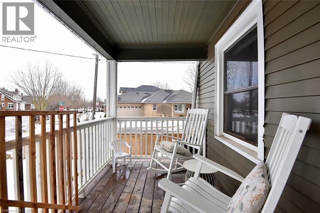 24 Fitzgerald Street, St. Catharines, Ontario  L2R 4B3 - Photo 2 - 40807895