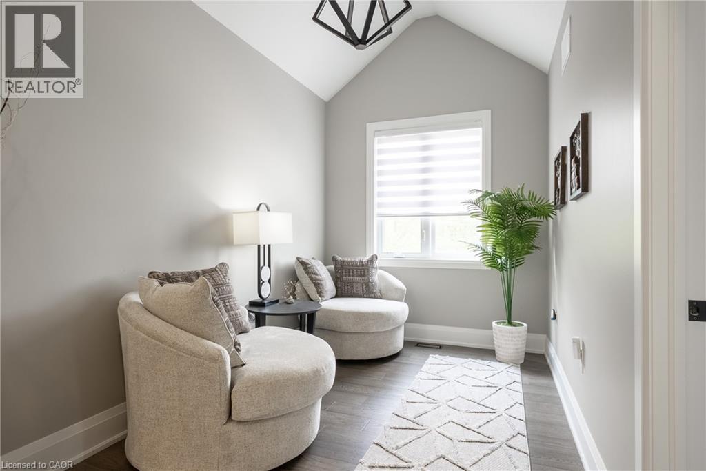 8378 Chippewa Road N, Mount Hope, Ontario  L0R 1W0 - Photo 17 - 40823814