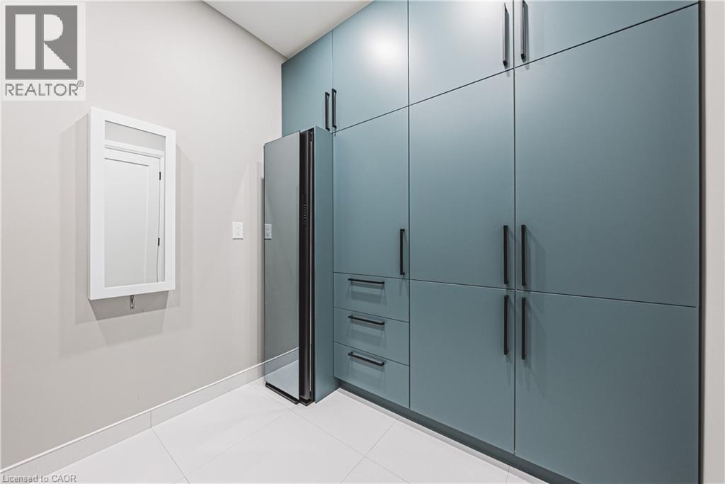 8378 Chippewa Road N, Mount Hope, Ontario  L0R 1W0 - Photo 34 - 40823814