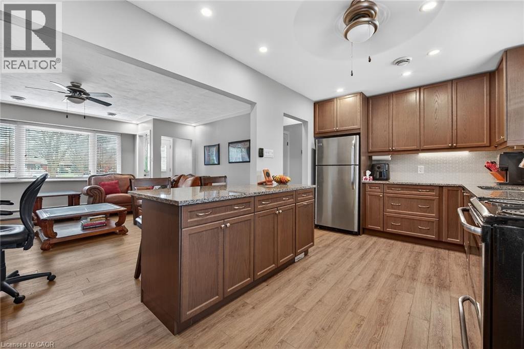 27 Camille Court, Hamilton, Ontario  L8T 2C8 - Photo 12 - 40823867