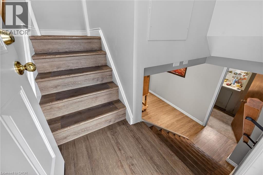 27 Camille Court, Hamilton, Ontario  L8T 2C8 - Photo 25 - 40823867