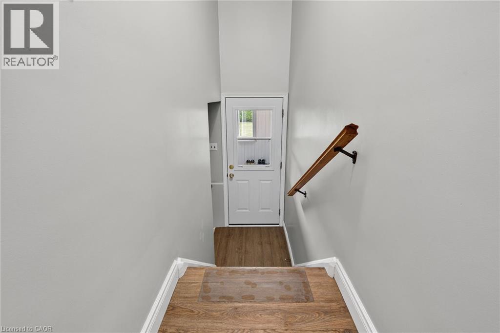 27 Camille Court, Hamilton, Ontario  L8T 2C8 - Photo 16 - 40823867