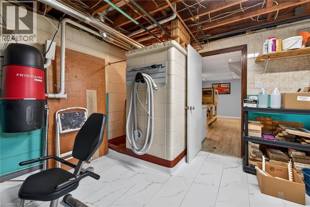 27 Camille Court, Hamilton, Ontario  L8T 2C8 - Photo 30 - 40823867