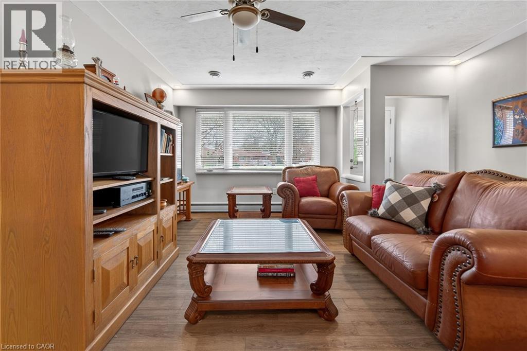 27 Camille Court, Hamilton, Ontario  L8T 2C8 - Photo 7 - 40823867