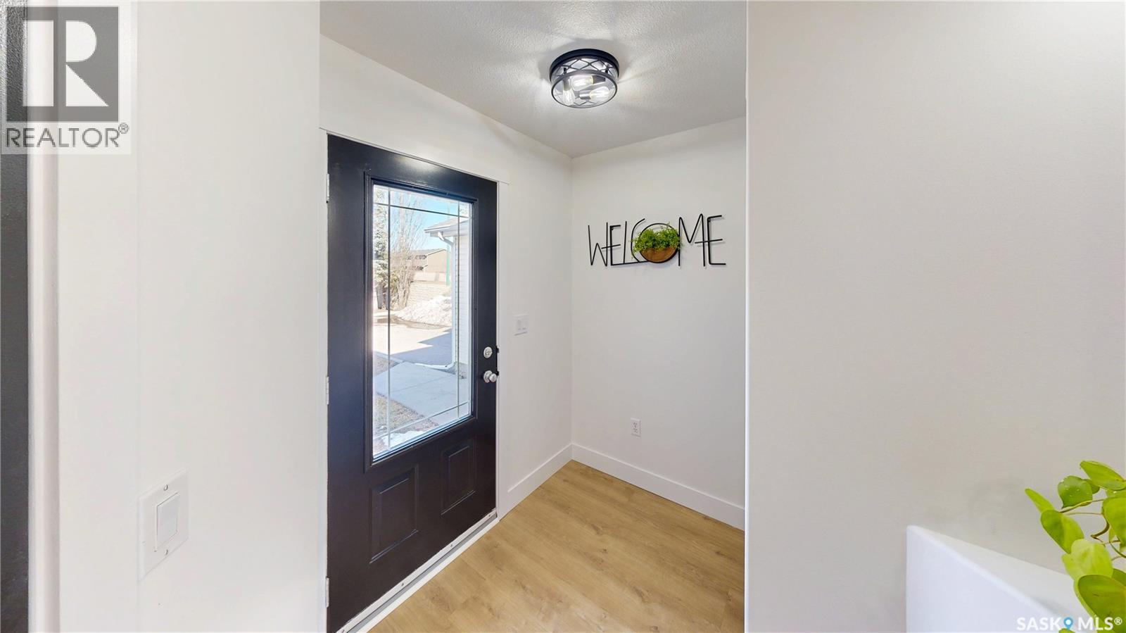 4620 Marigold Drive, Regina, Saskatchewan  S4X 4S5 - Photo 2 - SK033837