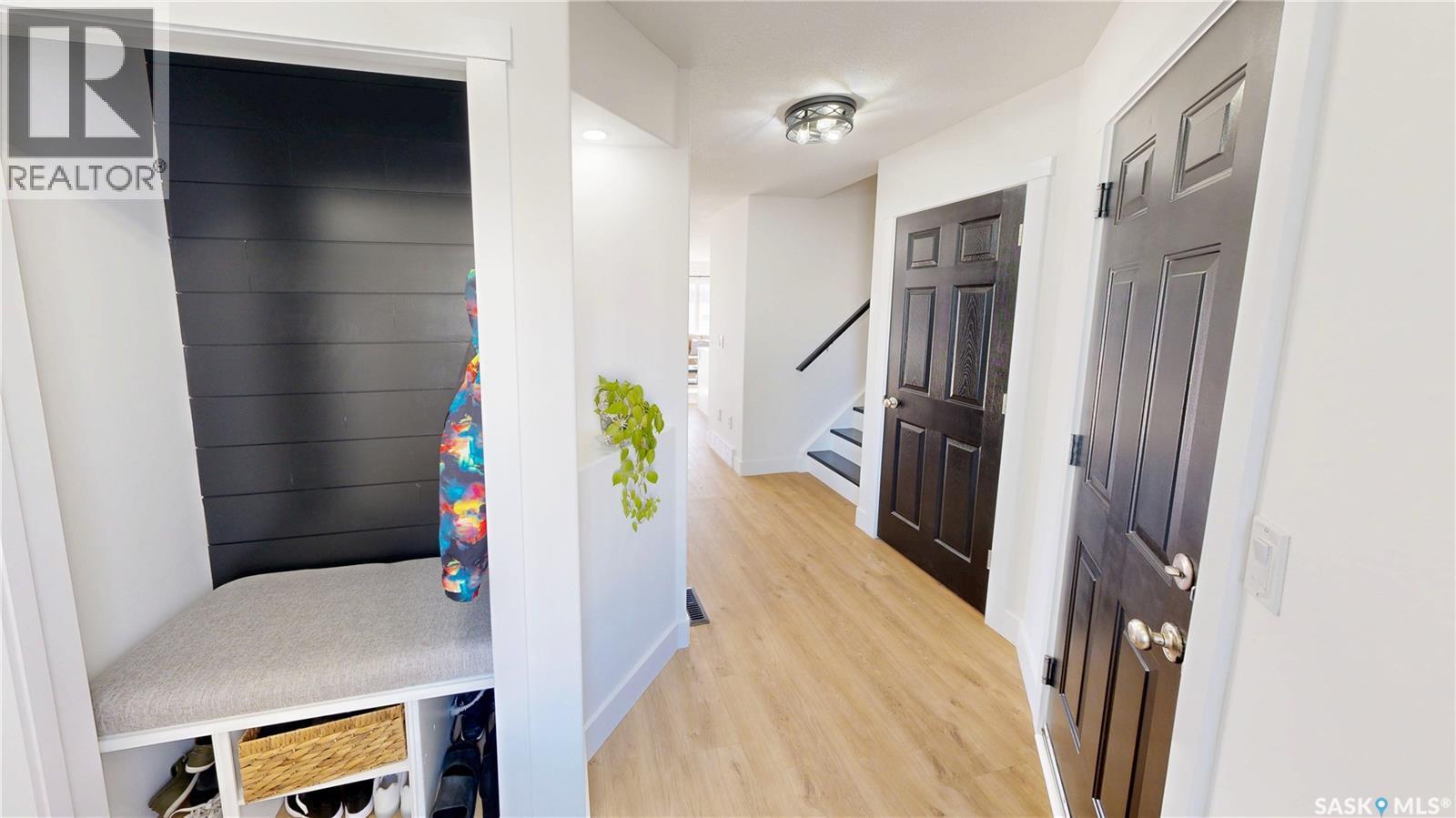 4620 Marigold Drive, Regina, Saskatchewan  S4X 4S5 - Photo 3 - SK033837