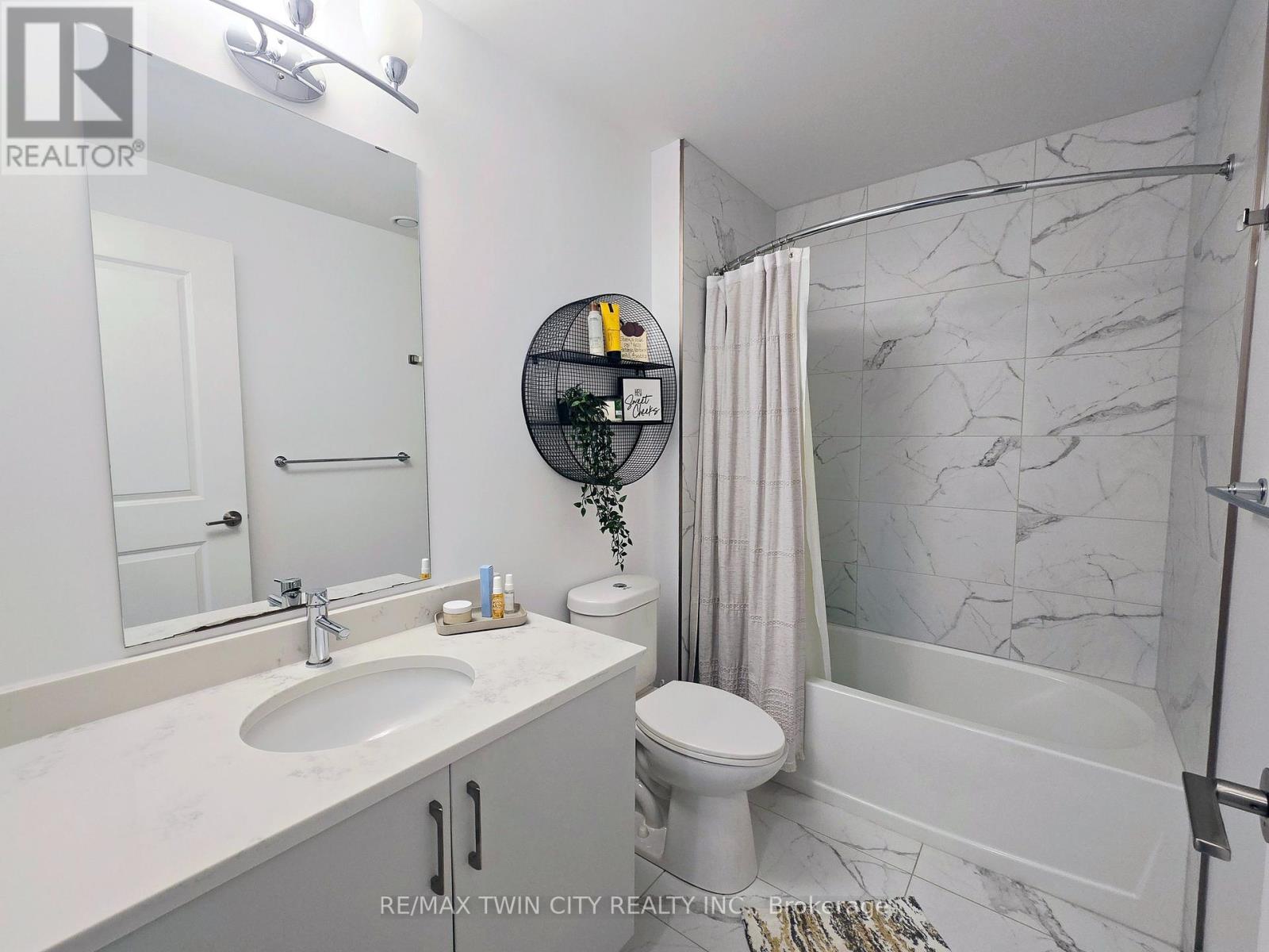 1812 - 181 King Street S, Waterloo, Ontario  N2J 0E7 - Photo 3 - X13039316