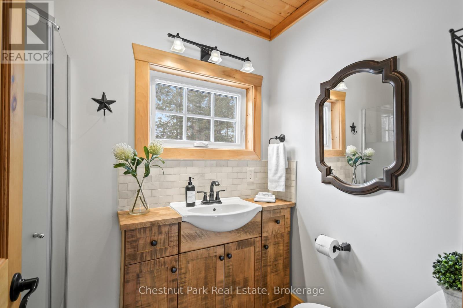 12 Emsdale Lake Road, Perry, Ontario  P0A 1M0 - Photo 16 - X12895376