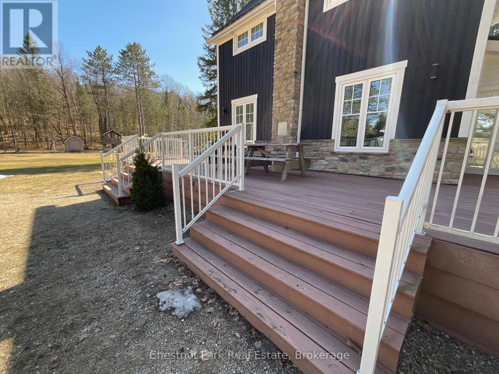 12 Emsdale Lake Road, Perry, Ontario  P0A 1M0 - Photo 11 - X12895376