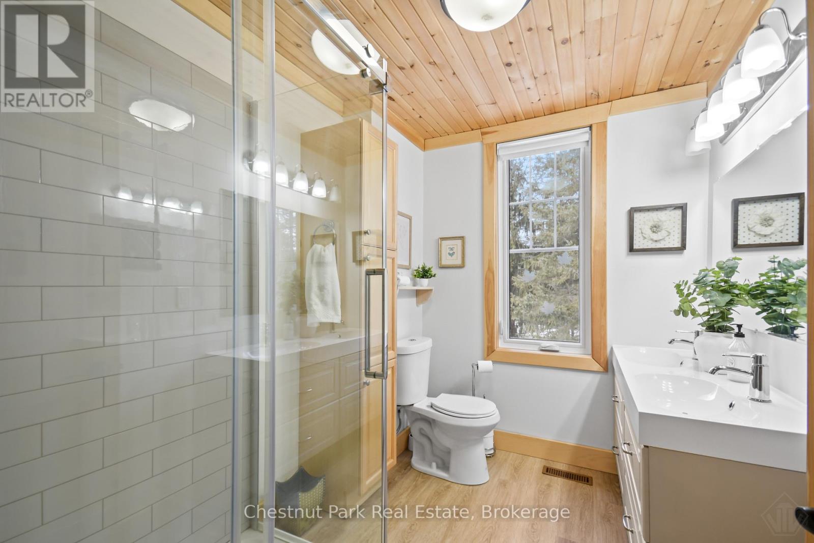 12 Emsdale Lake Road, Perry, Ontario  P0A 1M0 - Photo 39 - X12895376