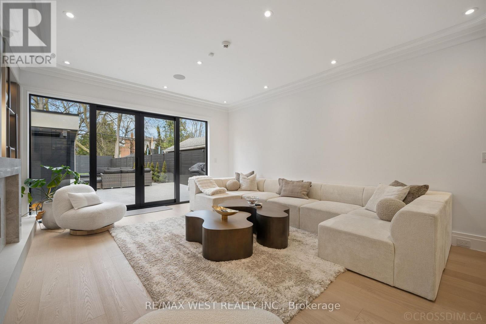 238 Melrose Avenue N, Toronto, Ontario  M5M 1Z1 - Photo 8 - C13029986