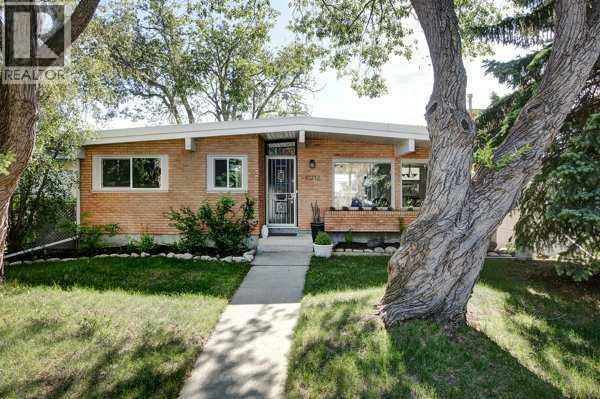 10212 7 Street Sw, Calgary, Alberta  T2W 0G3 - Photo 2 - A2291733