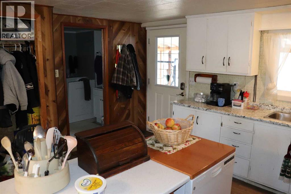 2302 10 Street, Marlboro, Alberta  T7E 3A1 - Photo 13 - A2304721