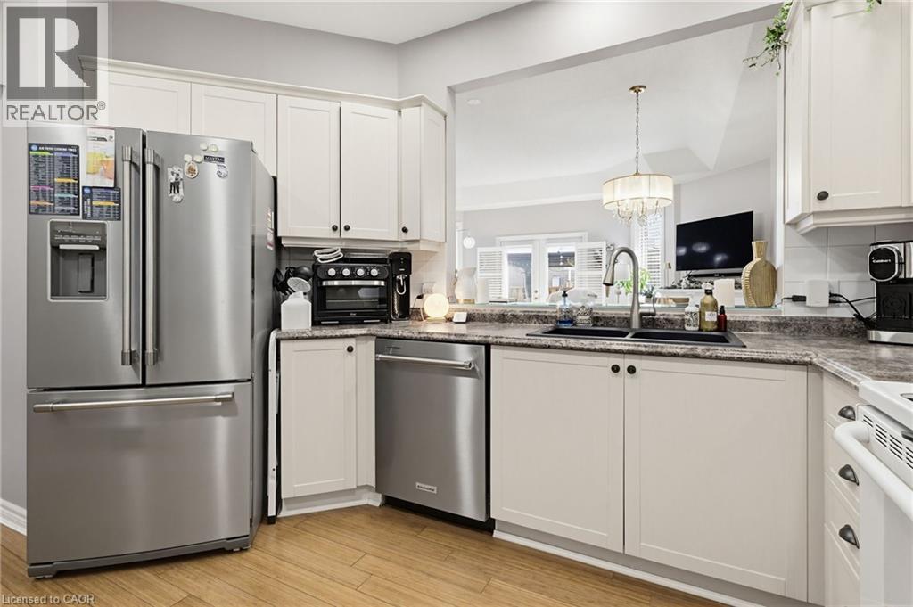 87 Twenty Place Boulevard, Hamilton, Ontario  L8G 3G8 - Photo 6 - 40822726