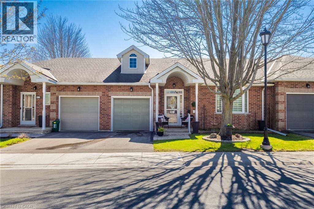 87 Twenty Place Boulevard, Hamilton, Ontario  L8G 3G8 - Photo 2 - 40822726