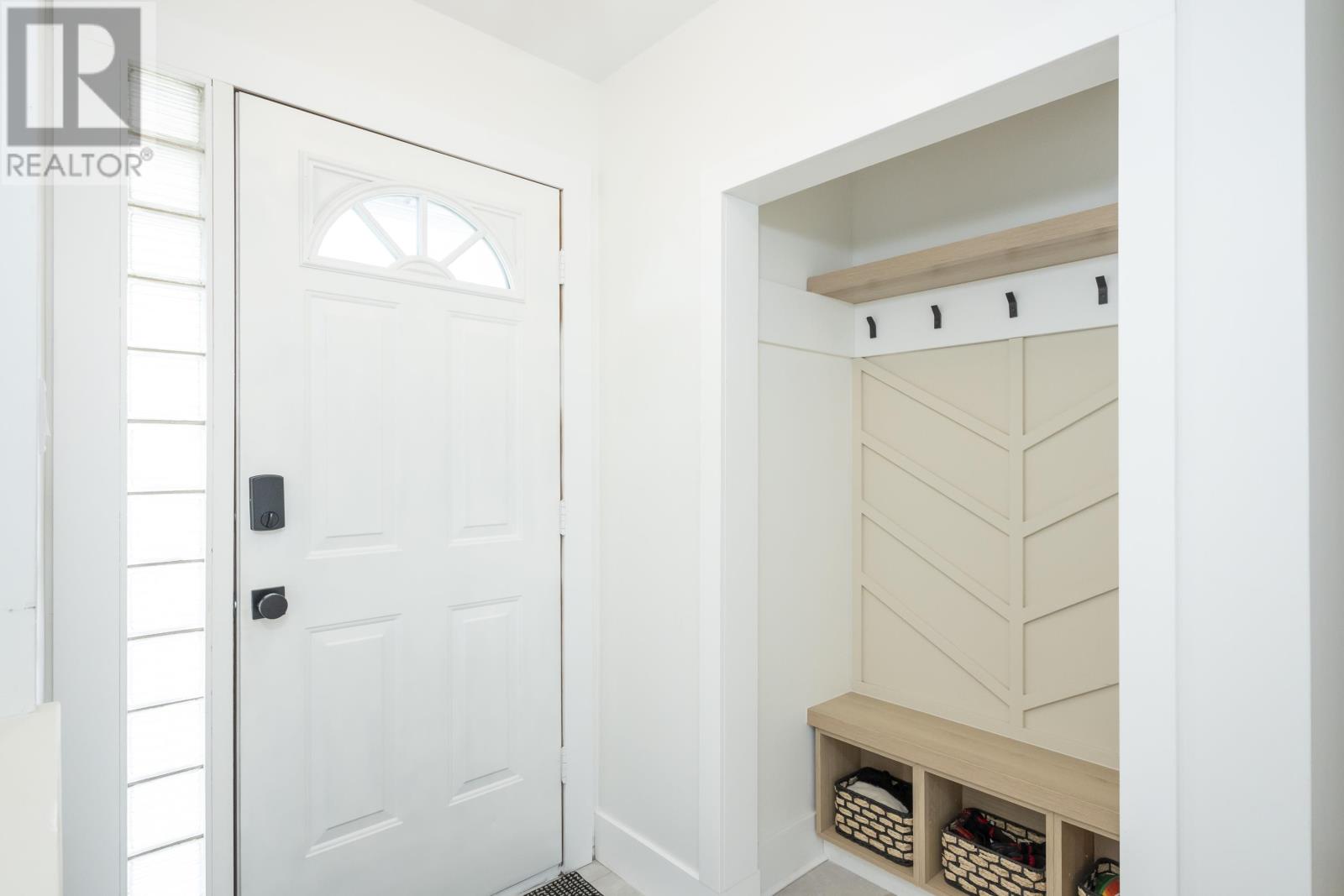 467 Heather Cres., Thunder Bay, Ontario  P7E 5K9 - Photo 3 - TB2600796