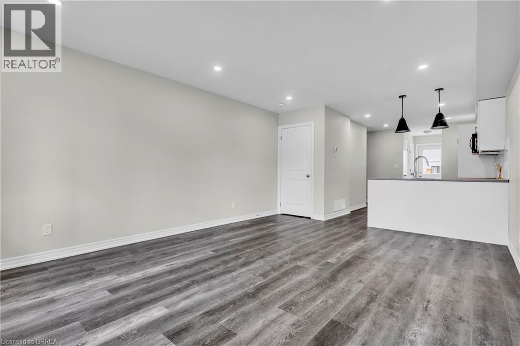 157 Grove Street, Simcoe, Ontario  N3Y 0H2 - Photo 5 - 40823337