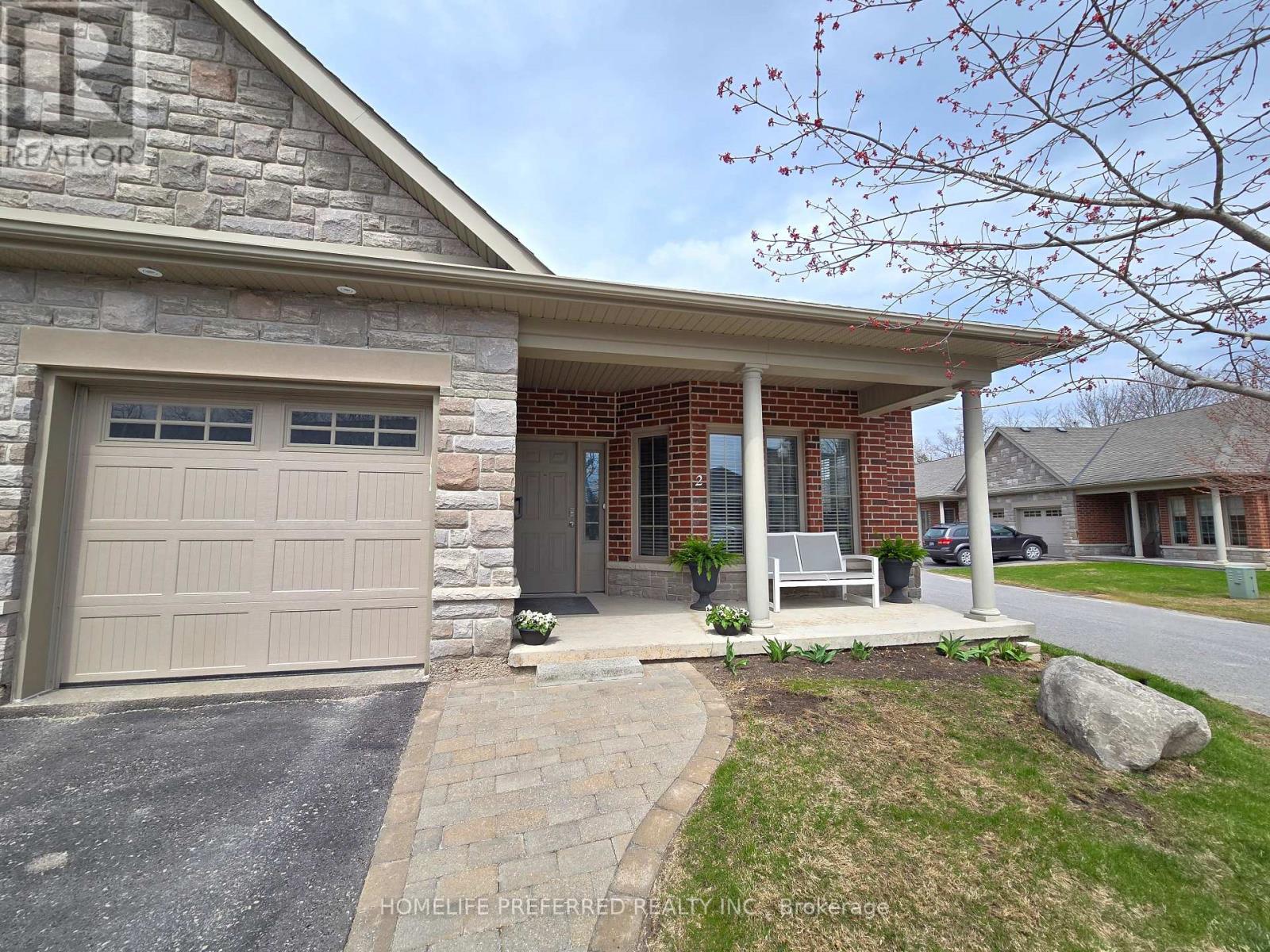 2 CALBERRY COURT, Selwyn, Ontario