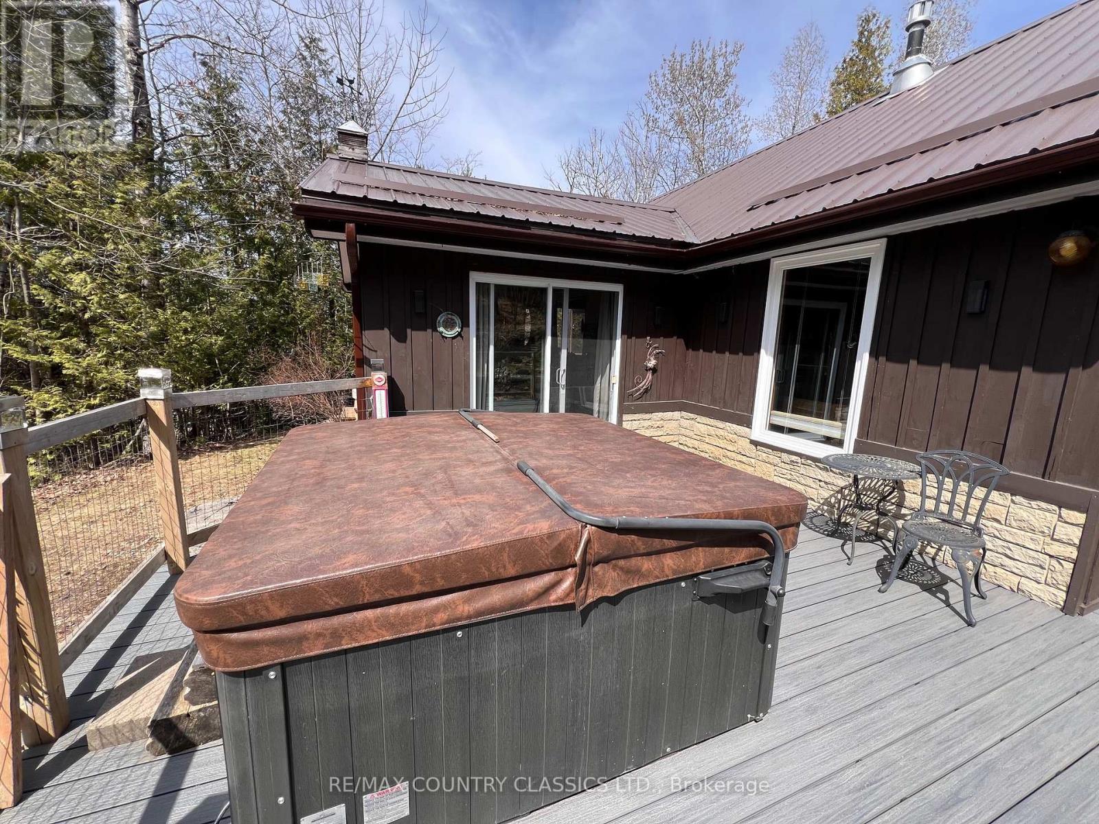 1322a Weslemkoon Lake Road, Tudor And Cashel, Ontario  K0L 1W0 - Photo 38 - X12895156