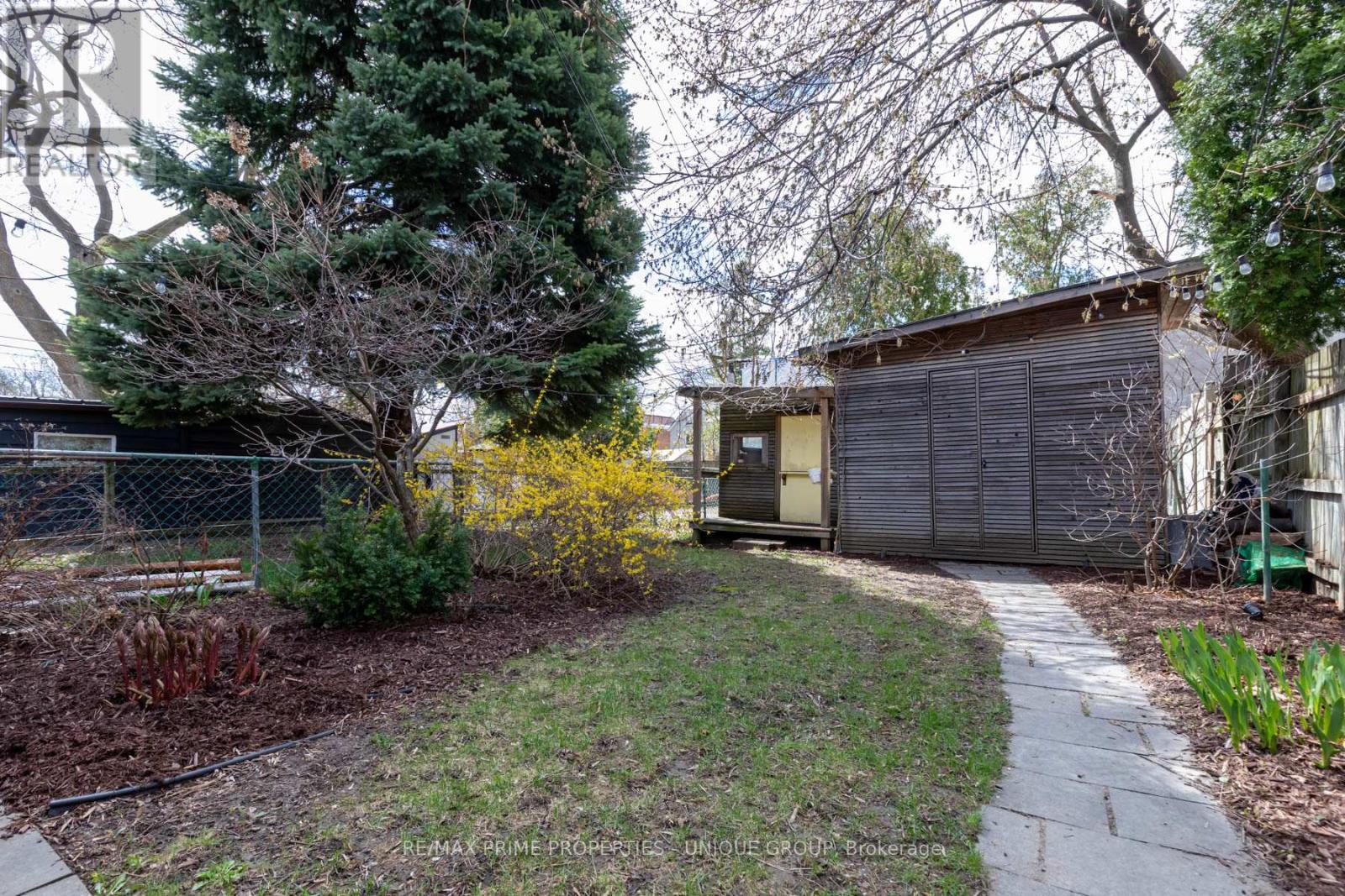 306 Westmoreland Avenue, Toronto, Ontario  M6H 3A5 - Photo 43 - W13031052