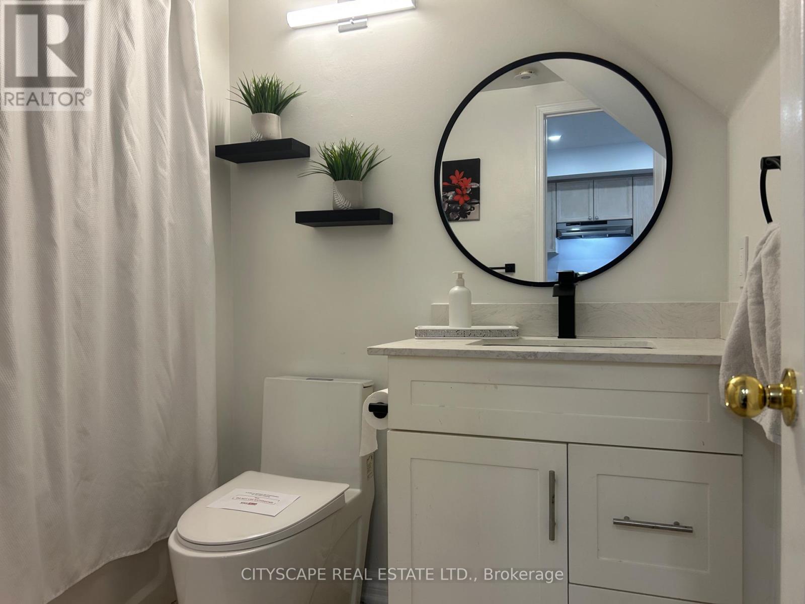 162 - 601 Shoreline Drive, Mississauga, Ontario  L5B 4K1 - Photo 11 - W12883442