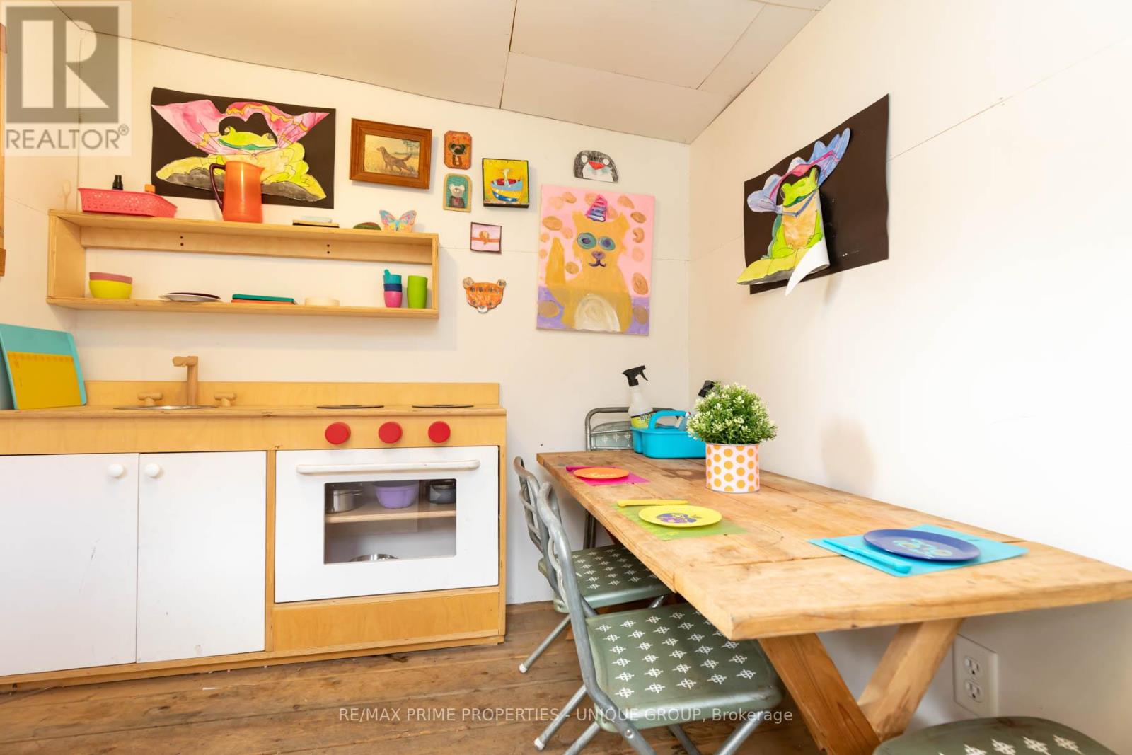 306 Westmoreland Avenue, Toronto, Ontario  M6H 3A5 - Photo 44 - W13031052