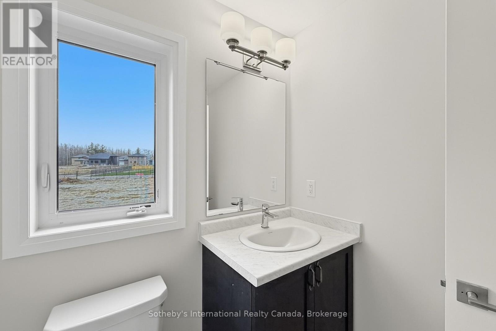 3109 Searidge Street, Severn, Ontario  L3V 0Y4 - Photo 12 - S13039418