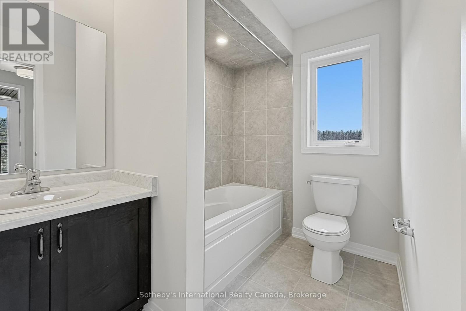 3109 Searidge Street, Severn, Ontario  L3V 0Y4 - Photo 18 - S13039418