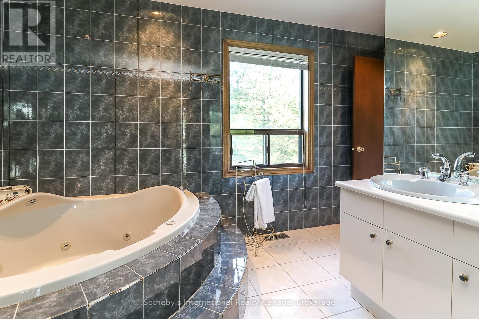 14 James Street, Tiny, Ontario  L0L 2T0 - Photo 29 - S13039556