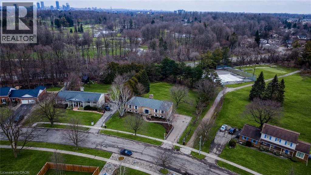 395 Warrington Drive, Waterloo, Ontario  N2L 2P7 - Photo 48 - 40823665