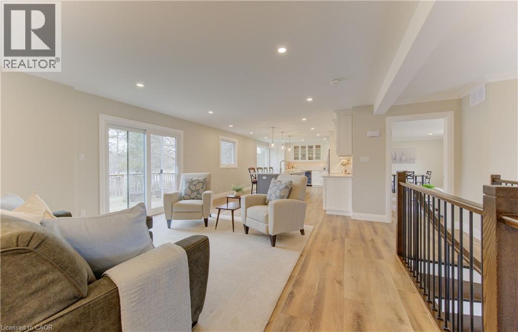 395 Warrington Drive, Waterloo, Ontario  N2L 2P7 - Photo 9 - 40823665