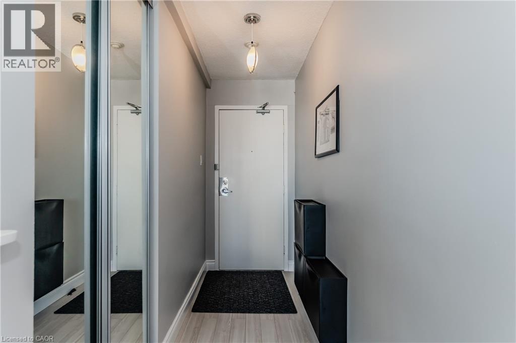 64 Benton Street Unit# 1004, Kitchener, Ontario  N2G 4L9 - Photo 4 - 40823199